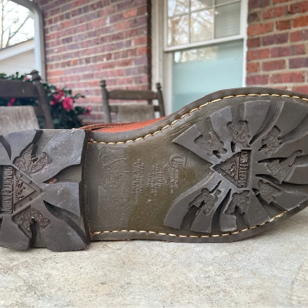 Men’s Fluevog brown leather engineer/motorcycle boots. - Picture 5 of 9